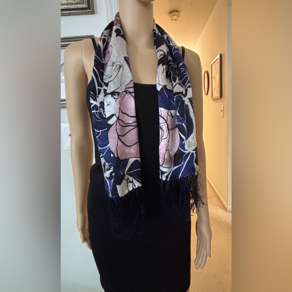 Floral Pattern 100% Silk Double Sided Fringed Scarf NWOT